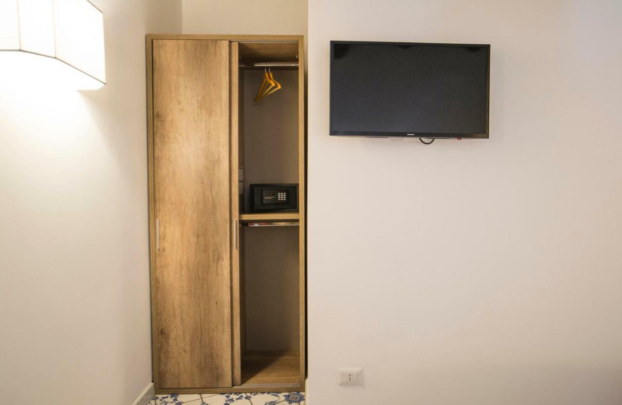 Morelli Suite Nápoles Exterior foto